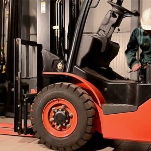 انجام تعمیرات لیفتراک